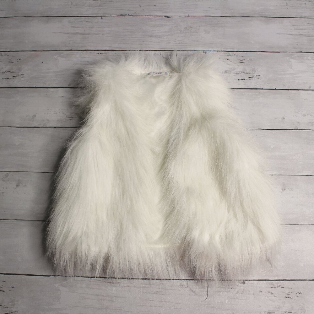 Piper Girl's Sleeveless White Faux Fur Jacket Vest Size 4-5